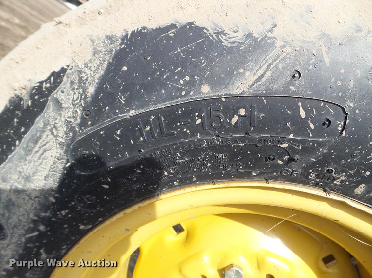 image for item EW9981 Vermeer R2800 hay rake