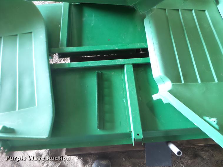 image for item EW9982 John Deere 9660 STS bin extension