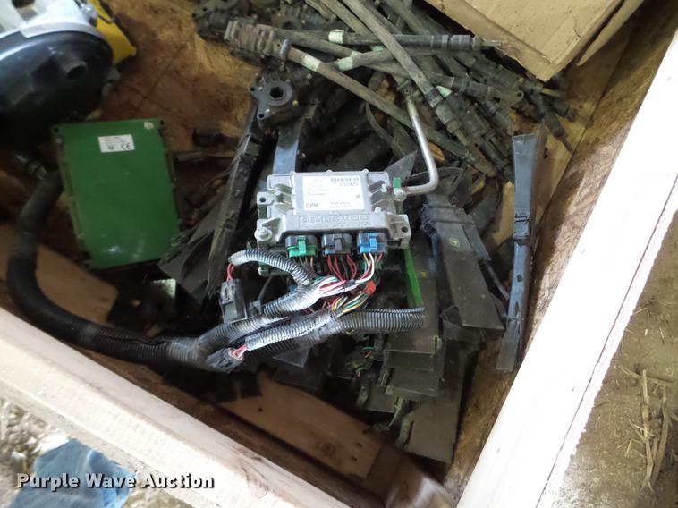 image for item EW9983 2009 John Deere 1770NT planter parts