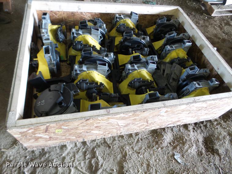 image for item EW9983 2009 John Deere 1770NT planter parts