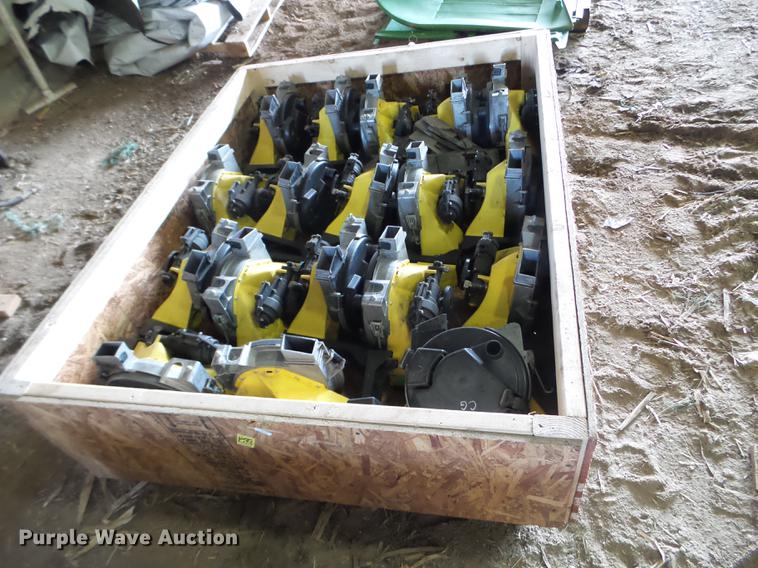 image for item EW9983 2009 John Deere 1770NT planter parts