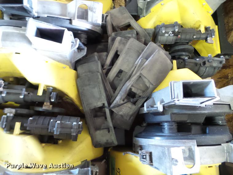 image for item EW9983 2009 John Deere 1770NT planter parts