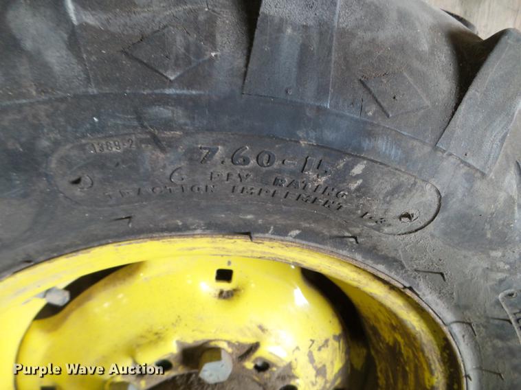 image for item EW9983 2009 John Deere 1770NT planter parts