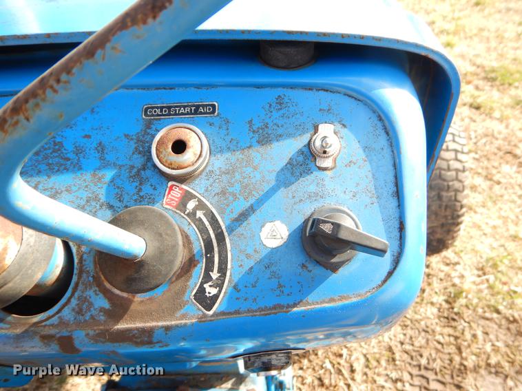 image for item EZ9840 Ford 1700 tractor