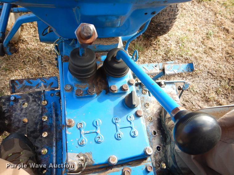 image for item EZ9840 Ford 1700 tractor