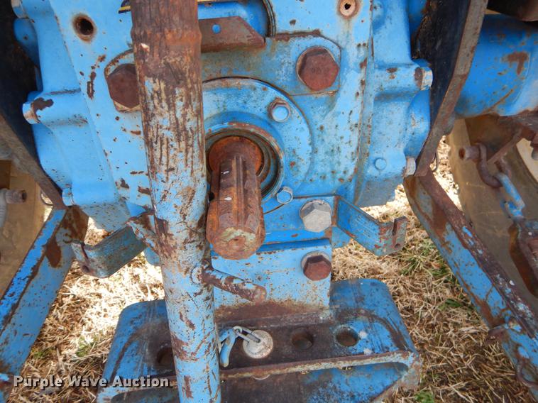 image for item EZ9840 Ford 1700 tractor