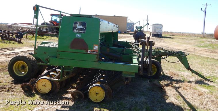 image for item EZ9852 John Deere 750 grain drill