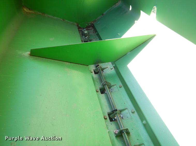 image for item EZ9852 John Deere 750 grain drill