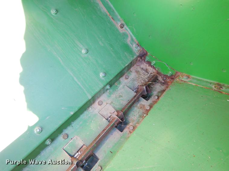 image for item EZ9852 John Deere 750 grain drill