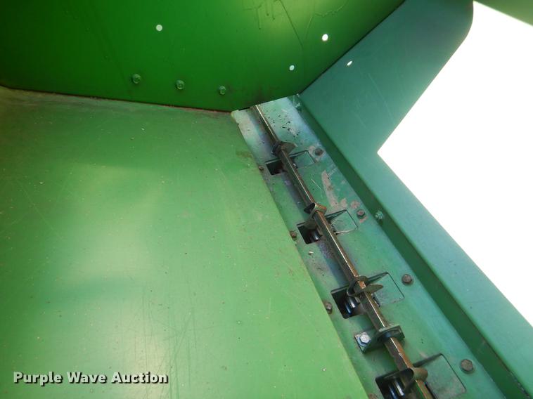 image for item EZ9852 John Deere 750 grain drill