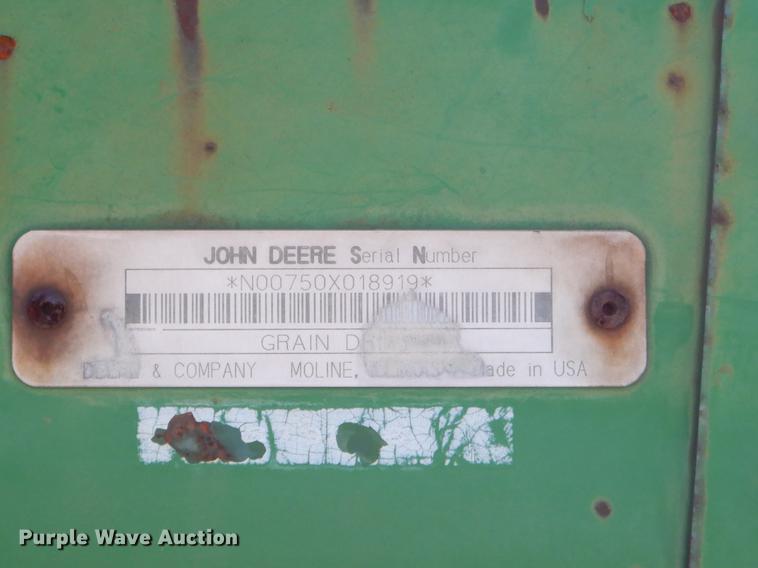 image for item EZ9852 John Deere 750 grain drill