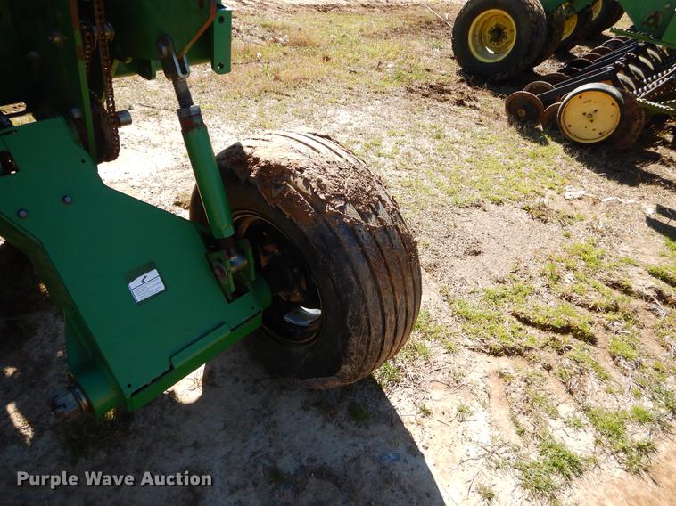 image for item EZ9853 2007 Great Plains 2025P-12TR4015 grain drill