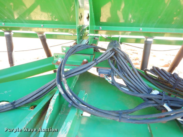 image for item EZ9853 2007 Great Plains 2025P-12TR4015 grain drill