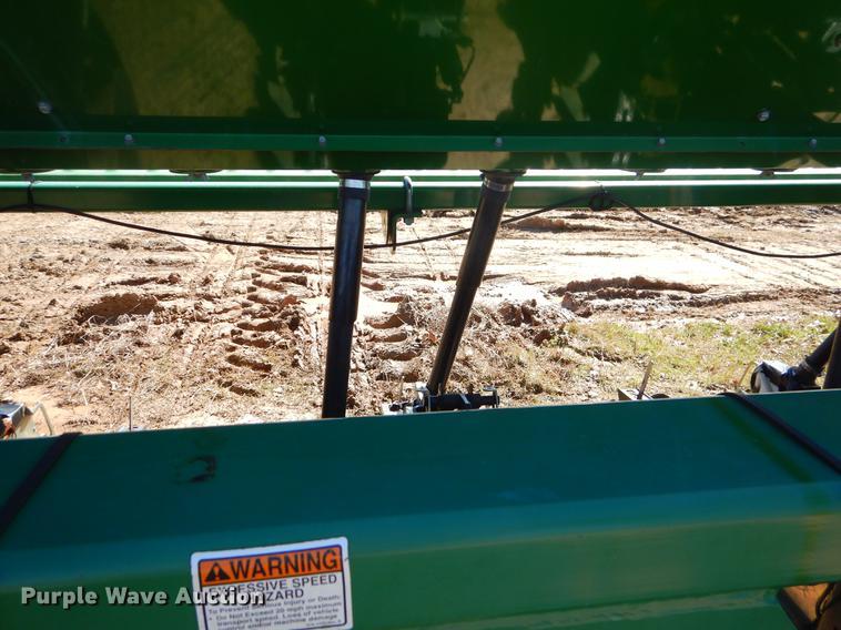 image for item EZ9853 2007 Great Plains 2025P-12TR4015 grain drill