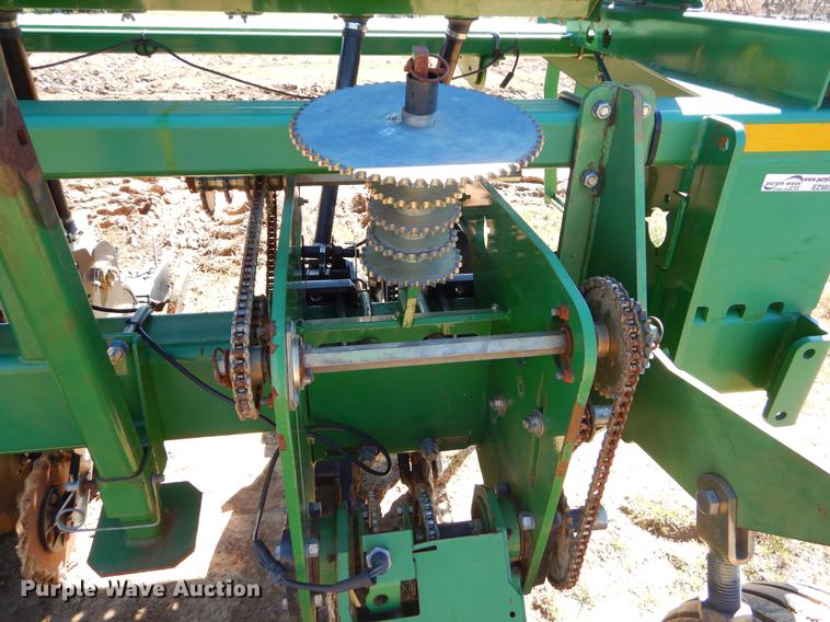 image for item EZ9853 2007 Great Plains 2025P-12TR4015 grain drill