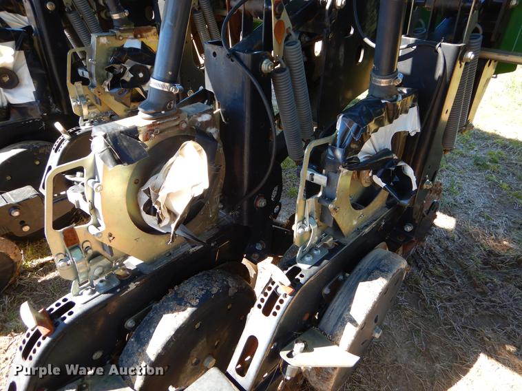 image for item EZ9853 2007 Great Plains 2025P-12TR4015 grain drill