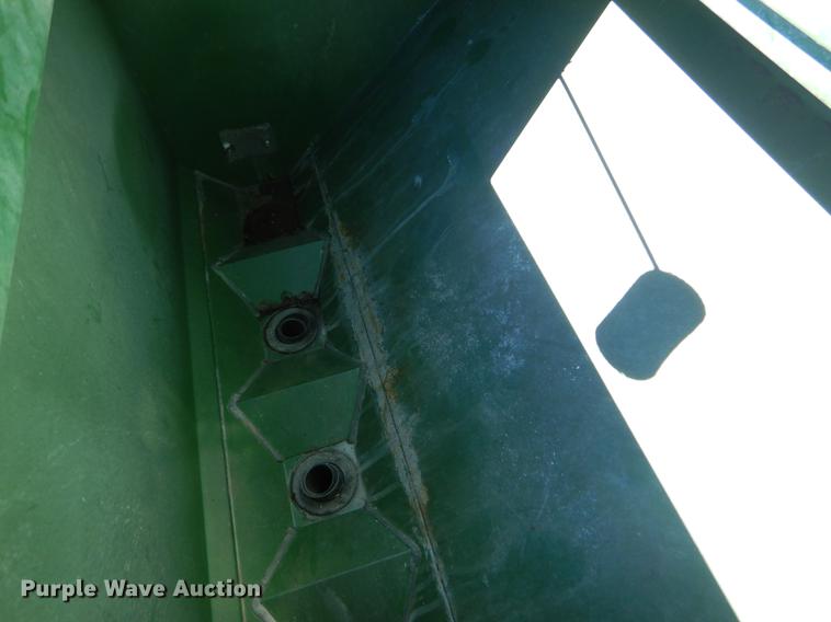 image for item EZ9853 2007 Great Plains 2025P-12TR4015 grain drill