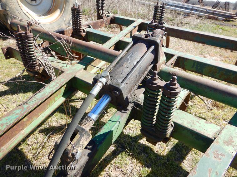 image for item EZ9854 John Deere 100 chisel