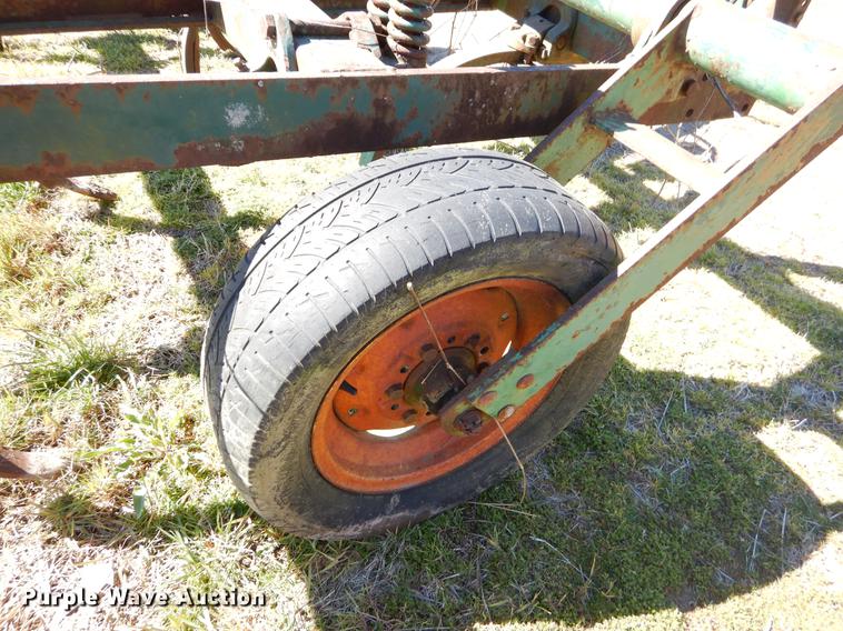 image for item EZ9854 John Deere 100 chisel