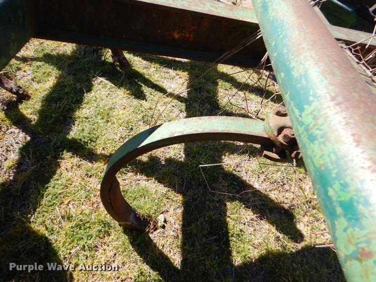 image for item EZ9854 John Deere 100 chisel