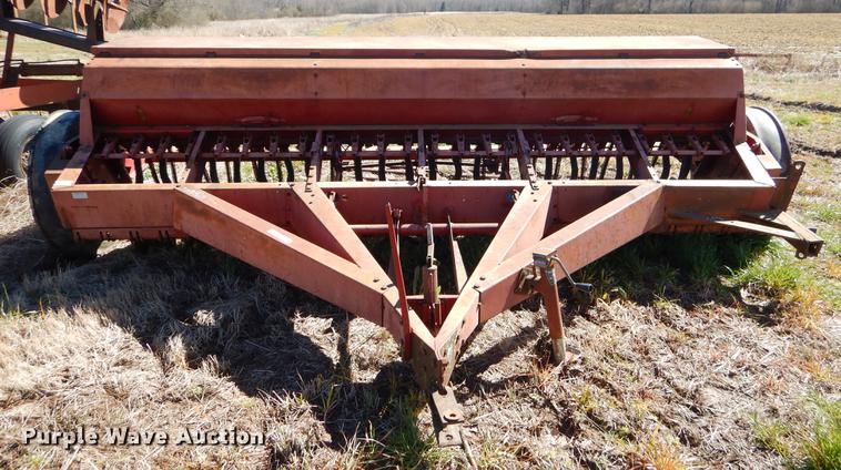 image for item EZ9855 Case IH 5100 grain drill