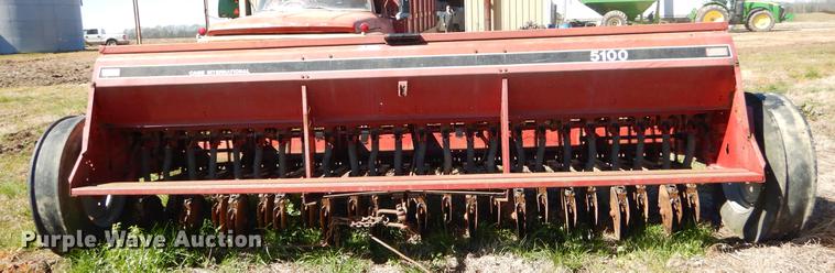 image for item EZ9855 Case IH 5100 grain drill
