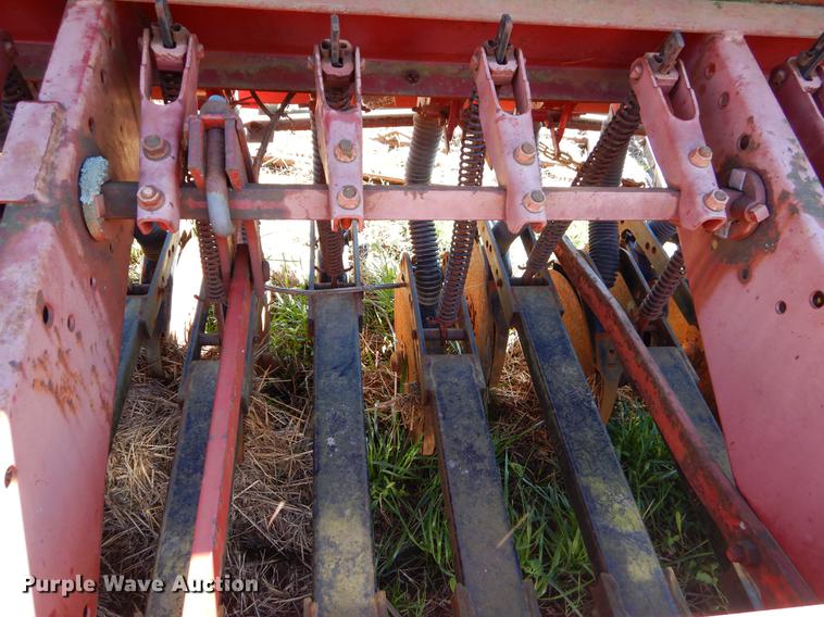 image for item EZ9855 Case IH 5100 grain drill