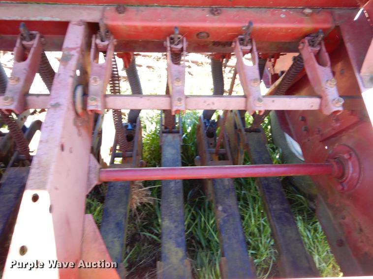 image for item EZ9855 Case IH 5100 grain drill