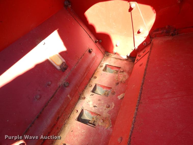 image for item EZ9855 Case IH 5100 grain drill