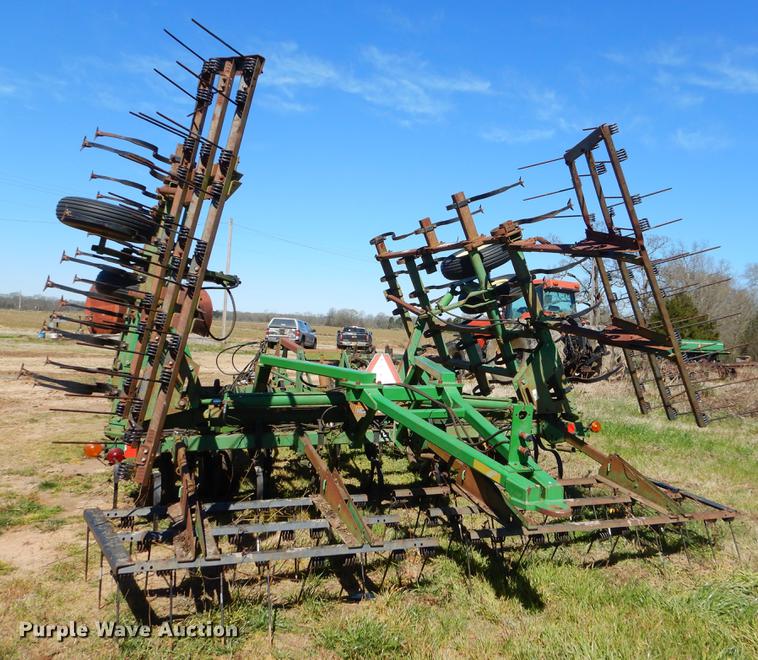 image for item EZ9856 John Deere 980 sweep plow