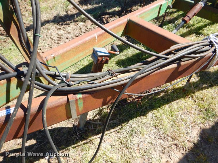 image for item EZ9856 John Deere 980 sweep plow