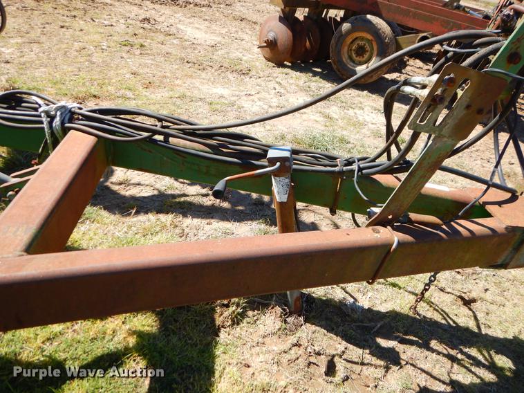 image for item EZ9856 John Deere 980 sweep plow