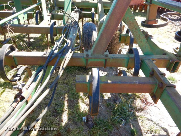 image for item EZ9856 John Deere 980 sweep plow