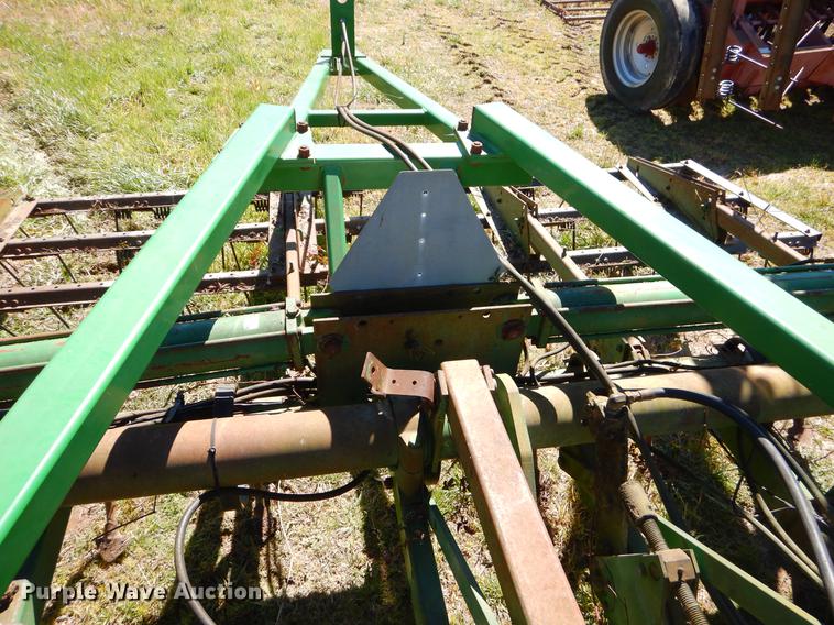image for item EZ9856 John Deere 980 sweep plow