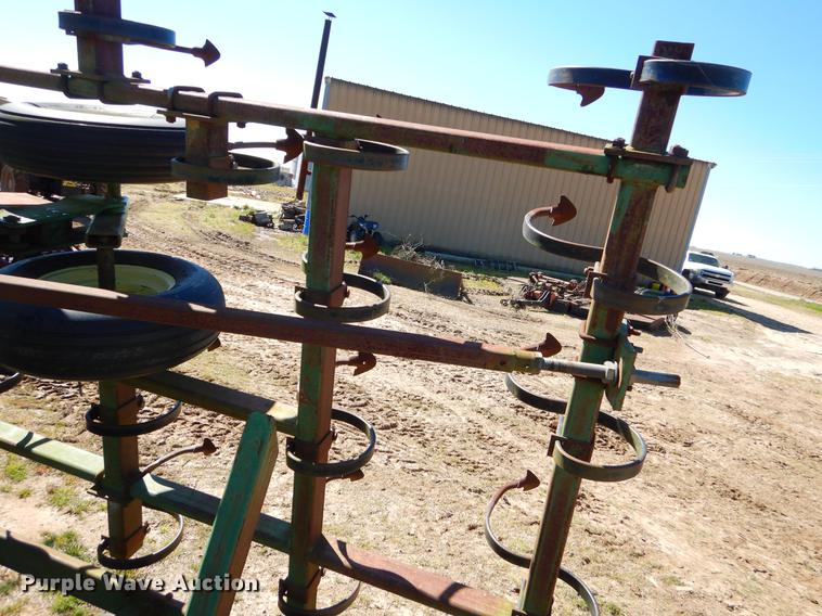 image for item EZ9856 John Deere 980 sweep plow