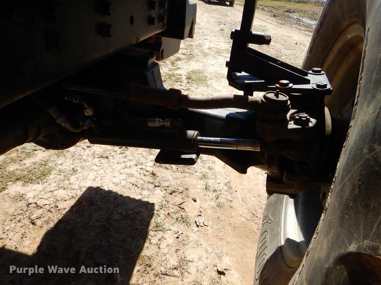 image for item EZ9860 1995 Case IH 7240 MFWD tractor