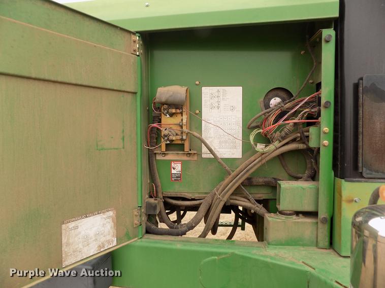 image for item FA9515 2006 John Deere 4895 windrower