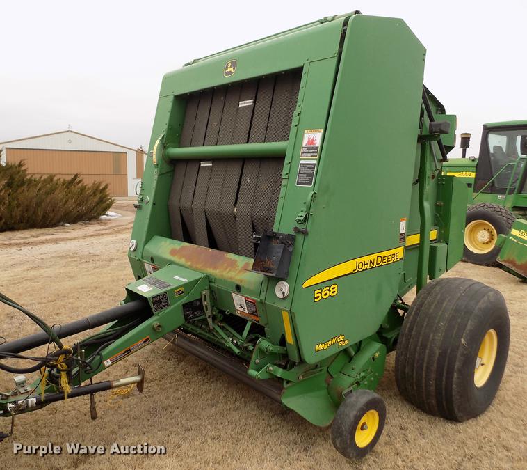 image for item FA9516 2009 John Deere 568 Mega Wide Plus round baler