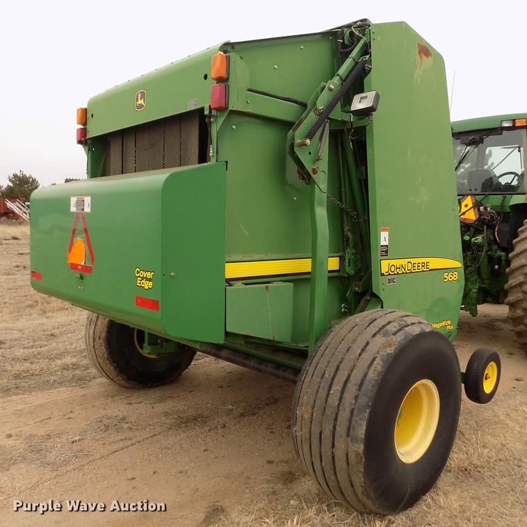 image for item FA9517 2007 John Deere 568 Mega Wide Plus round baler