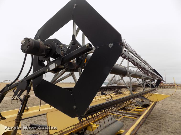 image for item FA9518 2003 Honey Bee ST25 rigid draper head