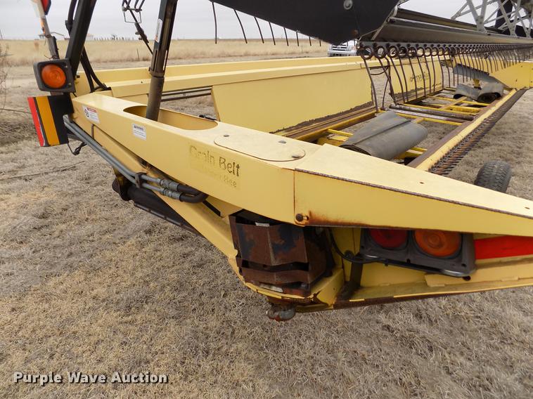 image for item FA9518 2003 Honey Bee ST25 rigid draper head