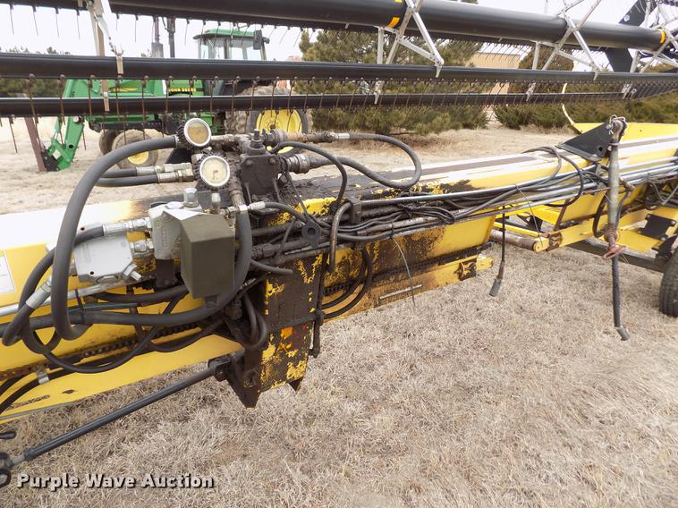 image for item FA9518 2003 Honey Bee ST25 rigid draper head