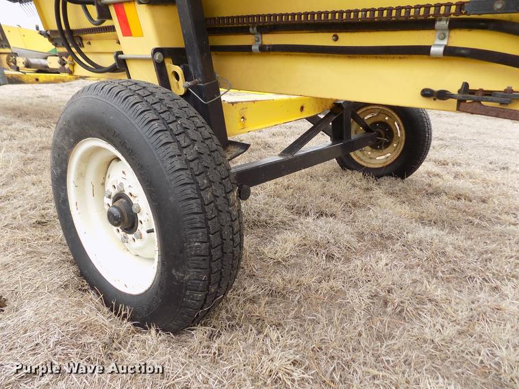 image for item FA9518 2003 Honey Bee ST25 rigid draper head