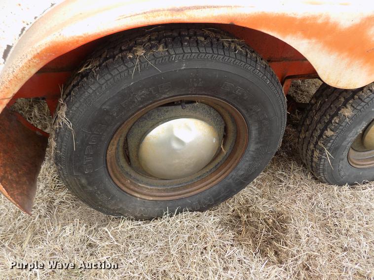 image for item FA9519 1988 Palmer PLB-600 fuel trailer