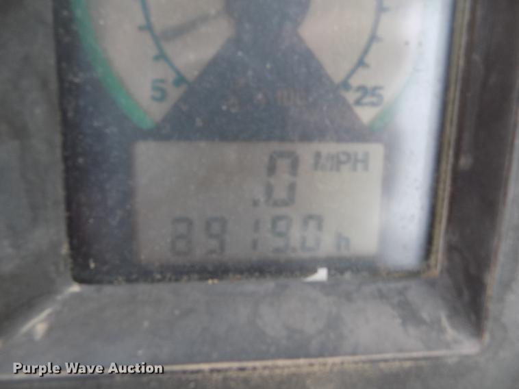 image for item FA9520 1989 John Deere 4755 tractor