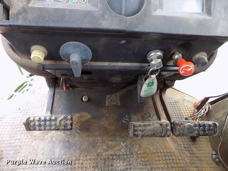 image for item FA9520 1989 John Deere 4755 tractor