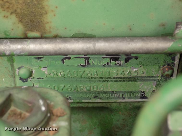 image for item FA9520 1989 John Deere 4755 tractor