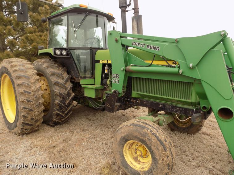 image for item FA9520 1989 John Deere 4755 tractor