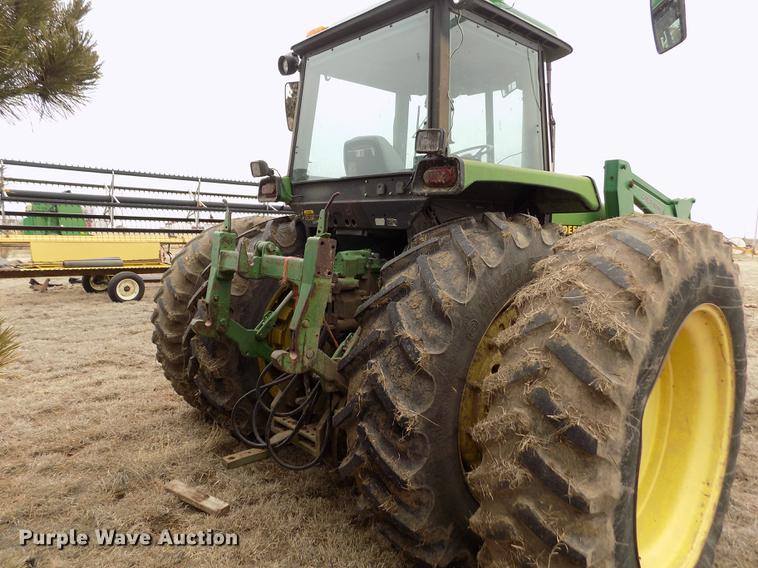 image for item FA9520 1989 John Deere 4755 tractor