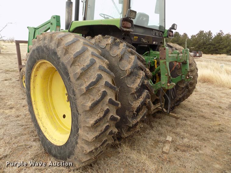 image for item FA9520 1989 John Deere 4755 tractor